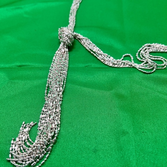 Elegant Silver Necklace - Picture 7 of 8
